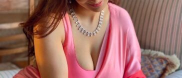 attracted towards bhabhi